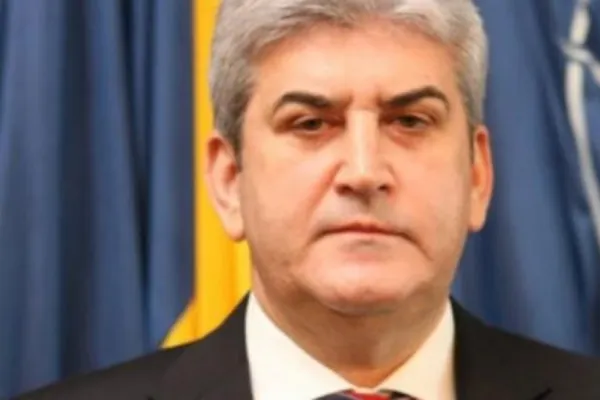 Gabriel Oprea, președintele Uniunii Militarilor și Polițiștilor "Mihai Viteazul", mesaj cu ocazia Zilei Veteranilor: Îi cinstim pe cei care au construit istoria acestui neam