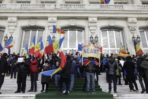 Efectul protestelor AUR. Gardul Palatului Parlamentului ar putea fi demolat