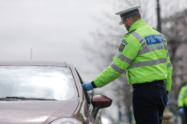 A ajuns din nou pieton după ce s-a filmat gonind pe străzile din Botoșani