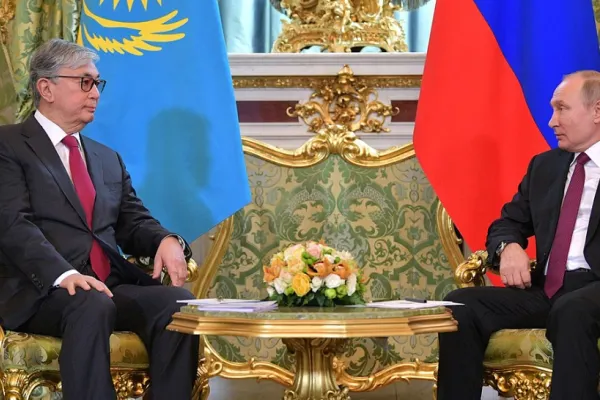 Putin și Tokayev au discutat de mai multe ori, în cursul zilei de vineri, despre criza din Kazahstan