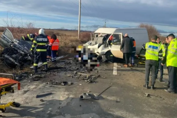 Accident mortal, în Vrancea. O persoană a murit și alte 3 au fost rănite, după impactul dintre o autoutilitară și un autoturism