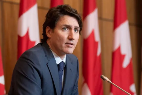 Fost premier canadian, avertisment dur: Presiunile economice din SUA şi Europa aproape au împins Canada în braţele Chinei