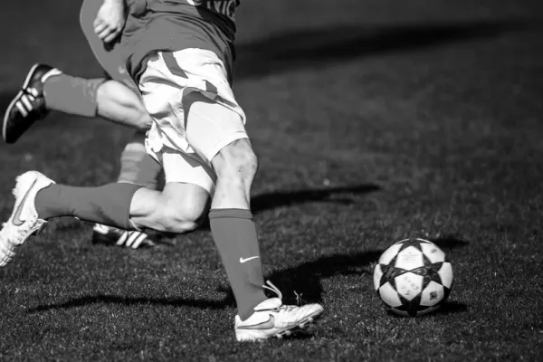Doliu în lumea sportului - Doi jucători de fotbal au murit într-un cumplit accident