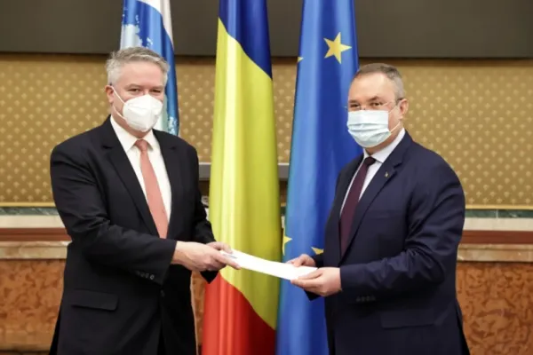 România intră în rândul țărilor bogate. Trebuie să renunțe la pensiile speciale și să combată corupția