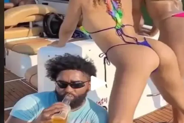 VIDEO – A vrut să facă twerking dar era să moară – Accidentul serios al unei tinere ce a vrut să-și impresioneze prietenii cu formele ei