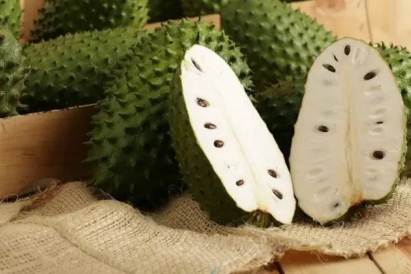Fructul bizar care previne formarea celulelor canceroase. Face minuni pentru sănătate