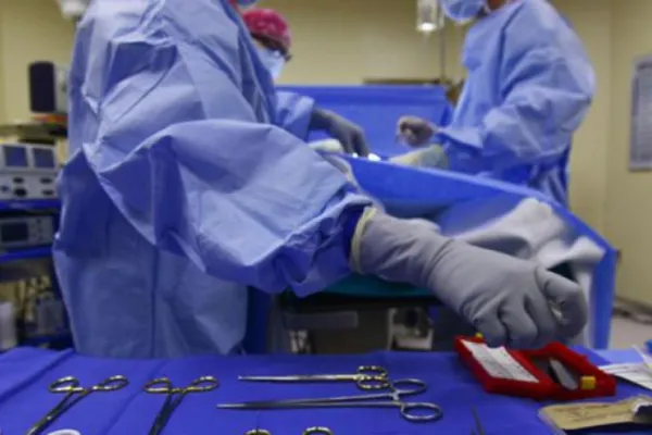 I-a apărut o gaură misterioasă în piele. Când s-a dus la medic, a încremenit