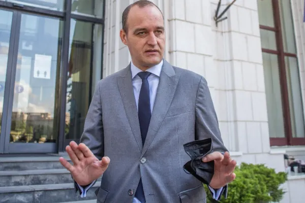 Cine pe cine a CRITICAT? Vâlceanu RUPE tăcerea: ce le-a SOLICITAT premierul Ciucă membrilor Guvernului