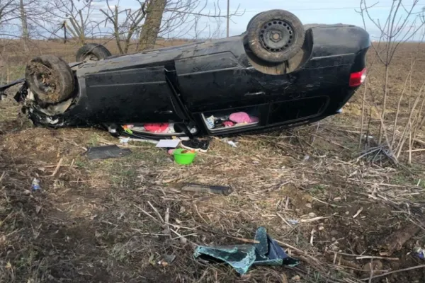 Accident cu 6 victime pe o șosea din județul Arad: poliția a deschis dosar penal pentru vătămare corporală din culpă