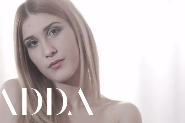 Adda, dezvăluiri cutremurătoare despre starea ei de sănătate. Artista se confruntă cu boala Lyme și are două chisturi pe creier