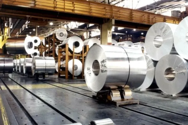 AJUTOR de stat pentru ALRO și Azomureș și 82 de milioane de euro pentru energie, aprobate de Guvern