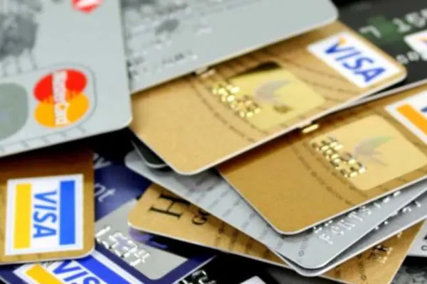 Cardurile Visa și Mastercard emise în Rusia, INTERZISE în străinătate - Măsura, luată după invazia în Ucraina