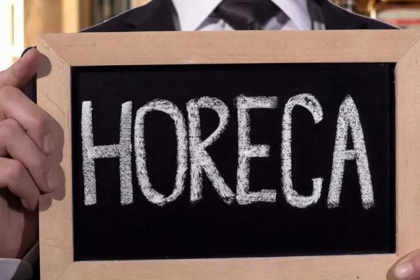 Vacanțe mai scumpe de la 1 iulie. Prețul mesele la restaurant și cazările la hoteluri se vor scumpii