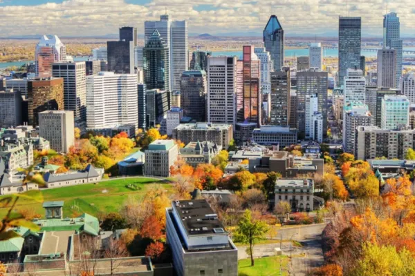 Creștere URIAȘĂ  a numărului de locuitori din CANADA în ultimul an. Totul, pe fondul IMIGRAȚIEI
