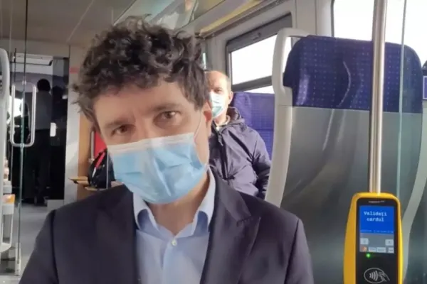 Nicușor Dan acuză "controlul politic" al ANPC la STB: "Nu este mizerie. Eu merg cu transportul public, cu autobuzul"