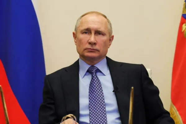 Putin a SEMNAT decretul de recunoaștere republicilor Donețk și Luhansk: „Rusia și-a îndeplinit toate promisiunile”