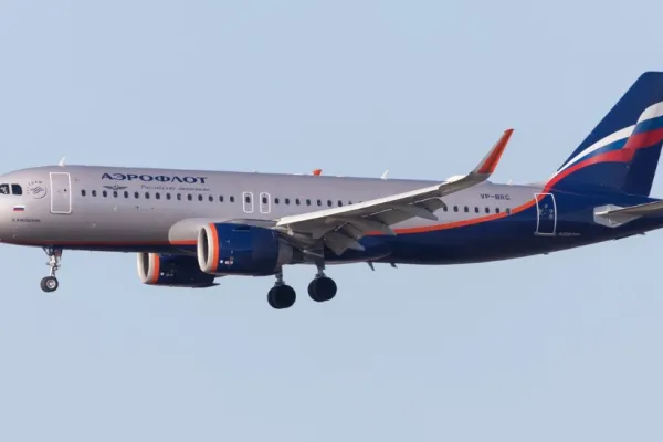 Canada își închide spațiul aerian pentru toți operatorii ruși. Un avion a încălcat deja interdicția de zbor