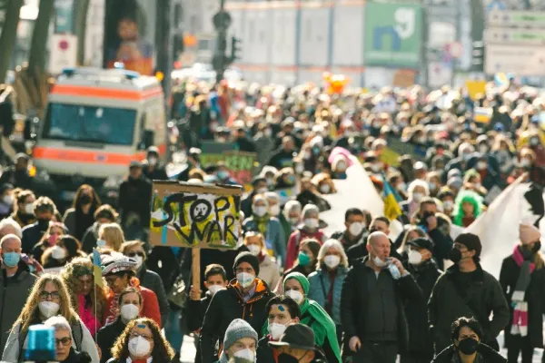 FOTO | Proteste masive în Germania: 250.000 de persoane cer pace în Ucraina