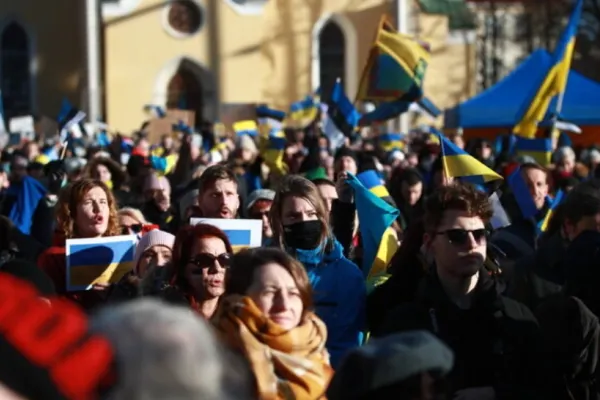 VIDEO Proteste împotriva lui Vladimir Putin și pentru pace în toată Europa