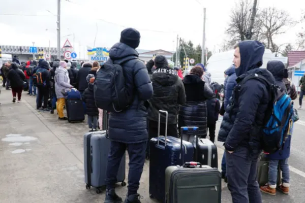 Ajutor pentru Ucraina. România construiește 2 tabere mobile, la Sighet și Siret