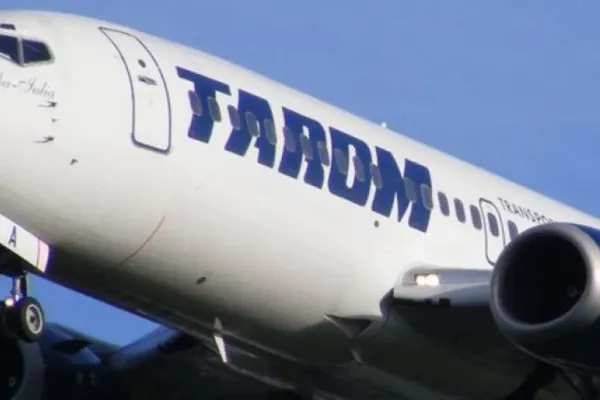 Proteste la aeroport - Sindicaliștii TAROM cer măriri salariale