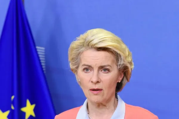 VIDEO Președintele CE, Ursula von der Leyen. Bănci rusești, blocate la tranzacții internaționale. Putin și oligarhii, lăsați fără bani