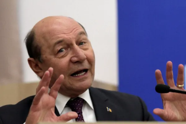 Băsescu pune punctul pe "i": "Pensionarii sunt o resursă de VOTURI" - Motivul pentru care a fost sacrificată reforma pensiilor