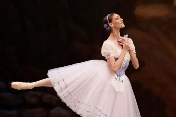 O balerină vedetă de la Teatrul Bolşoi a demisionat după ce a denunţat războiul din Ucraina