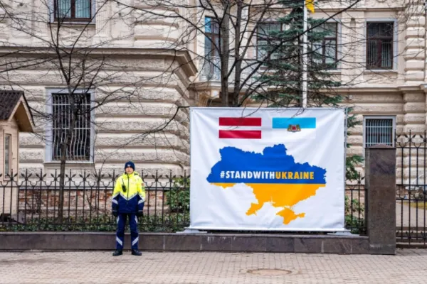 Capitala Letoniei schimbă numele străzii pe care se află Ambasada Rusiei în „Ucraina Independentă”
