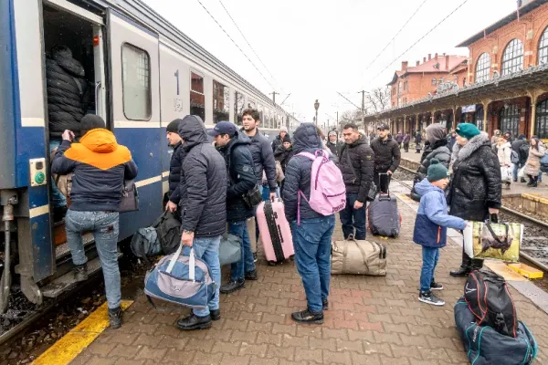 Ucraina a creat nouă coridoare pentru evacuarea civililor din estul ţării