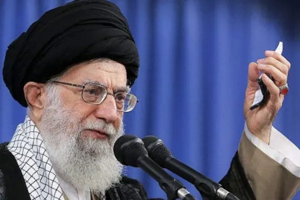 Ayatollahul Ali Khamenei, liderul suprem iranian, solicită încetarea războiului din Ucraina