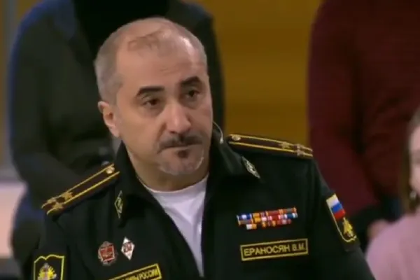 VIDEO Episod halucinant la TV. Un moderator rus l-a întrerupt brutal pe un militar care spunea că mor soldați în Ucraina