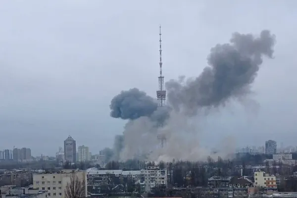 VIDEO | RĂZBOI Rusia-Ucraina ZIUA 6. Noapte DECISIVĂ în KIEV. Turnul TV, lovit. HARKOV, bombardat fără oprire, marți seară - LIVE TEXT