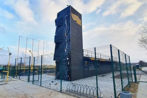 Un stadion din Ucraina, distrus de bombardamentele rușilor