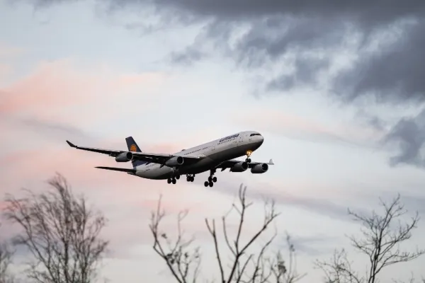 Compania aviatică din Rusia anulează toate zborurile internaționale