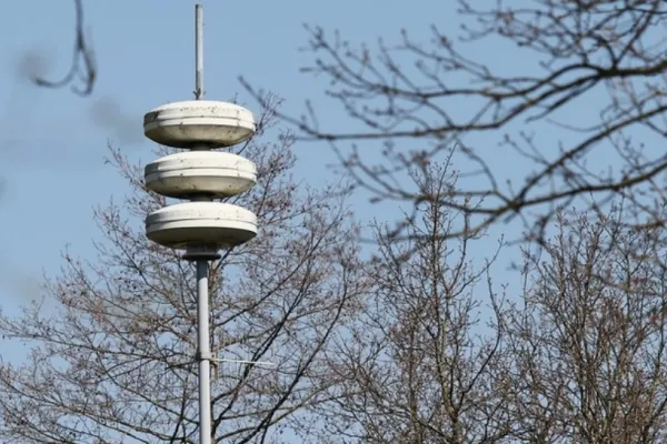 Alertă de raid aerian în Rusia, anunțată pe mai multe posturi radio - Guvernul anunță că e vorba de un atac al hackerilor