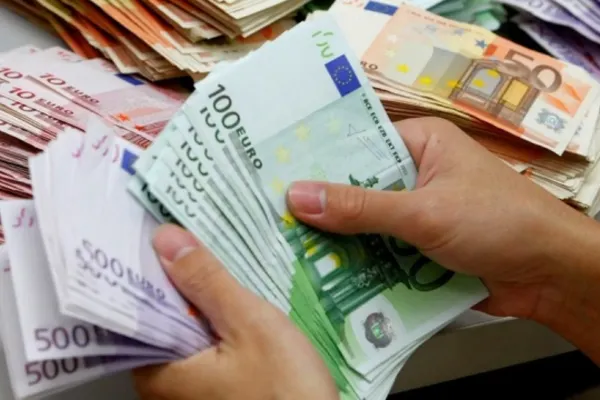 Comoara din buzunarul unui pensionar din Italia, mort în urma unui infarct