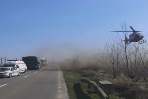 Accident CUMPLIT în Ialomița: 5 victime, între care 2 copii.  A intervenit elicopterul SMURD