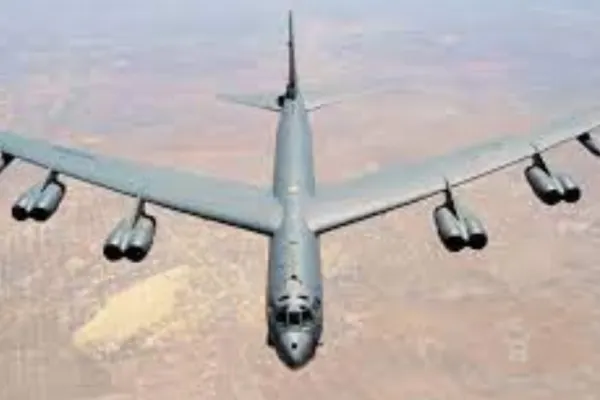 România, survolată de bombardiere americane B-52
