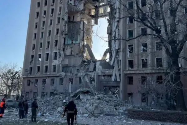 Război Ucraina. Orașul Nikolaev, puternic bombardat de ruși. Doi oameni au murit
