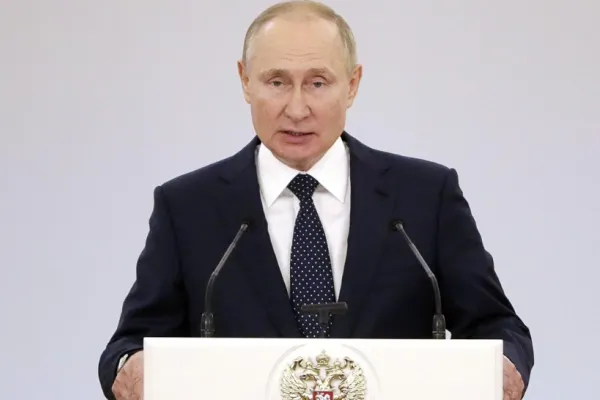 Putin, o nouă MUTARE strategică în Rusia - Lege care prevede pedepse cu închisoare de până la 15 ani pentru INFORMAȚII FALSE