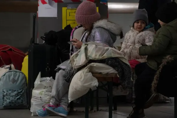 ONU: Peste 1,7 milioane de refugiați au părăsit Ucraina până pe 6 martie. Care este stadiul evacuărilor prin culoarele umanitare