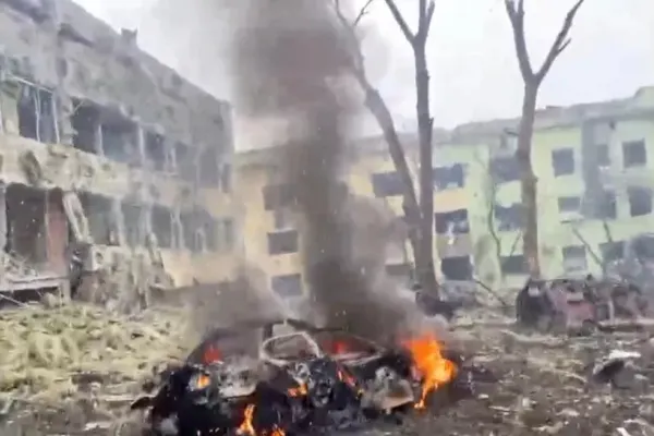 Rusia respinge acuzațiile Ucrainei despre bombardamentele devastatoare de la Mariupol: Este o știre FALSĂ!