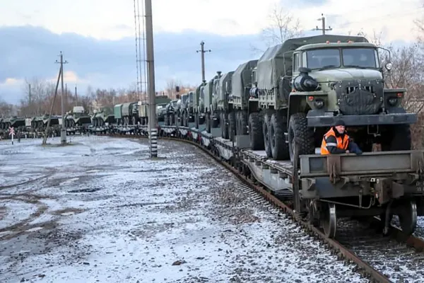 Ucraina spune că Rusia mobilizează 3.500 de oameni din Donbas pentru a lupta alături de soldați