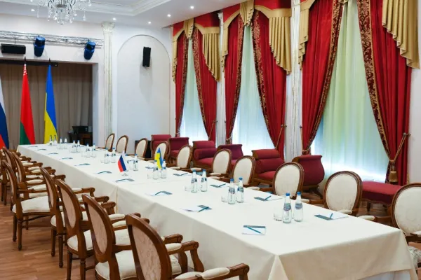 Kremlinul spune că negocierile cu Ucraina nu au ajuns la niciun progres