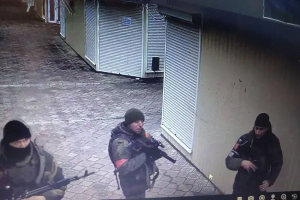 BLOCADĂ în orașul Trostyanets, din Sumi, ocupat de ruși - Salvarea nu răspunde apelurilor. Localnicii rămân fără alimente - FOTO