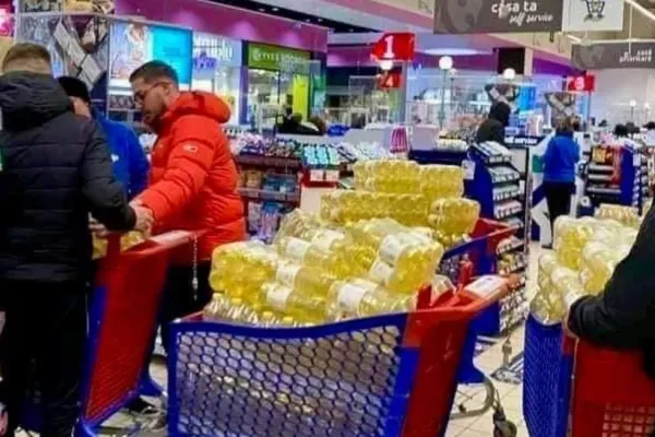 Accize reduse la carburanți și TVA zero la alimente. Ce șanse sunt?