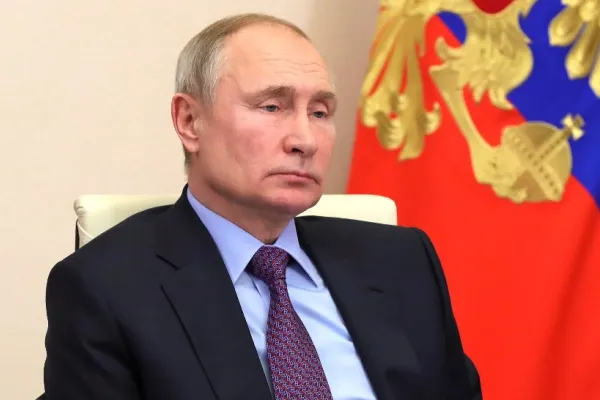 Actorii celebri l-au părăsit pe Putin. Segal și Depardieu s-au distanțat de liderul de la Kremlin