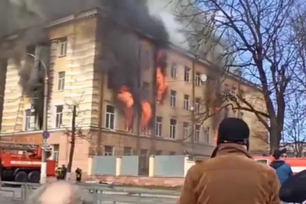 VIDEO Incendiu PUTERNIC la un institut de cercetare din domeniul Apărării, din Rusia! 6 morți și 27 de răniți