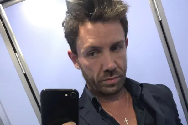 Medicii trag un semnal de ALARMĂ: Matteo Politi, falsul estetician cu 8 clase, ar OPERA din nou. Cum răspunde italianul acuzațiilor